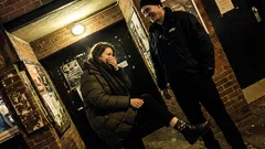 Kort story: En fråga från vakten i Hornstull fick hela kön att tystna