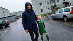 Kort berättelse: En keps på släktmiddagen fick mig att tvivla på mitt eget språk