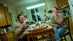 Kort berättelse: Jag drog ett skämt på lärarfesten – sedan blev rummet helt tyst