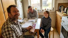 Kort berättelse: Ett kuvert från pappa dök upp när räkningarna blev för mycket